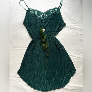 Vintage dark green Elegant Lace Slip Dress